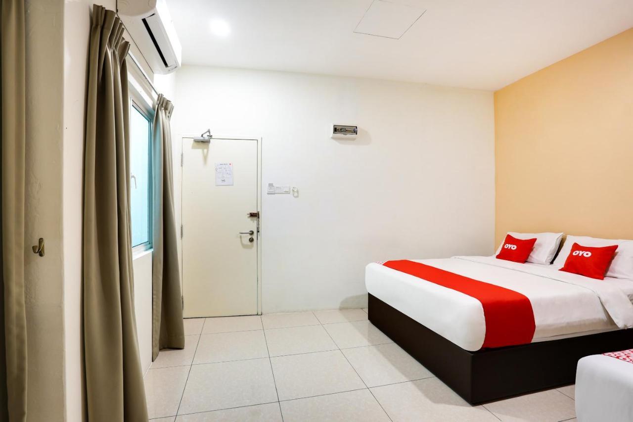 Oyo 89677 Sunflower Hotel Seremban Dış mekan fotoğraf