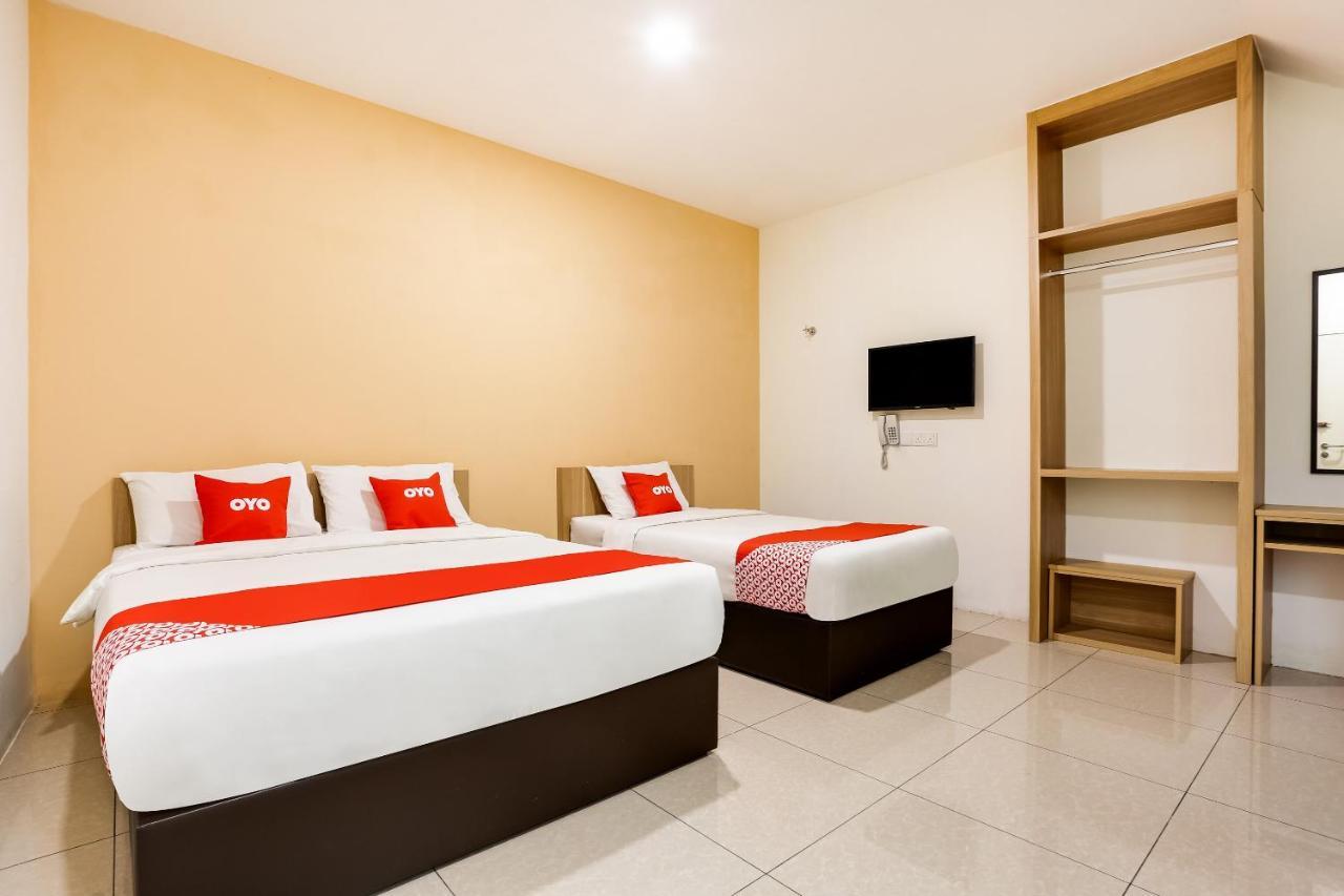 Oyo 89677 Sunflower Hotel Seremban Dış mekan fotoğraf