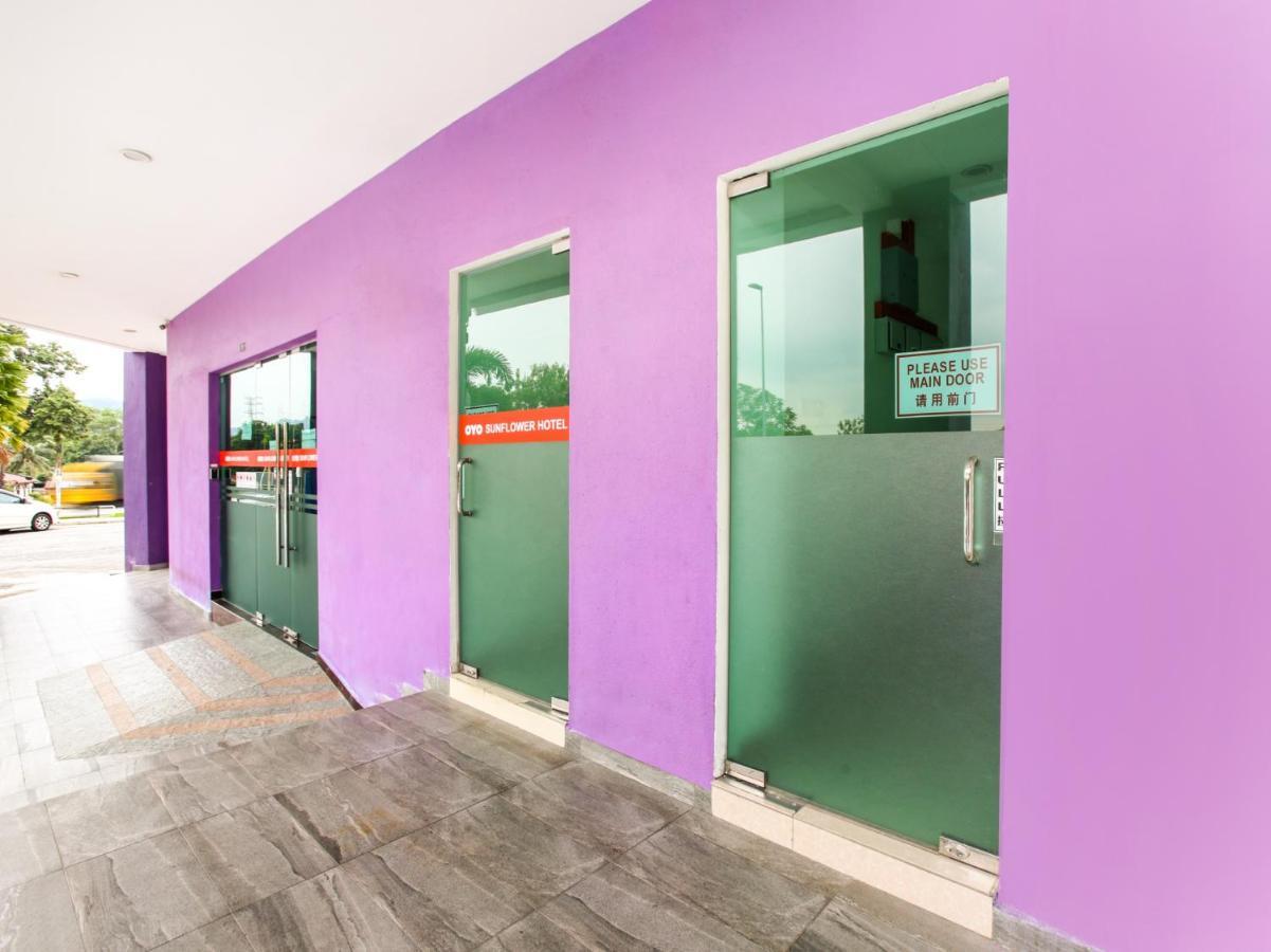 Oyo 89677 Sunflower Hotel Seremban Dış mekan fotoğraf